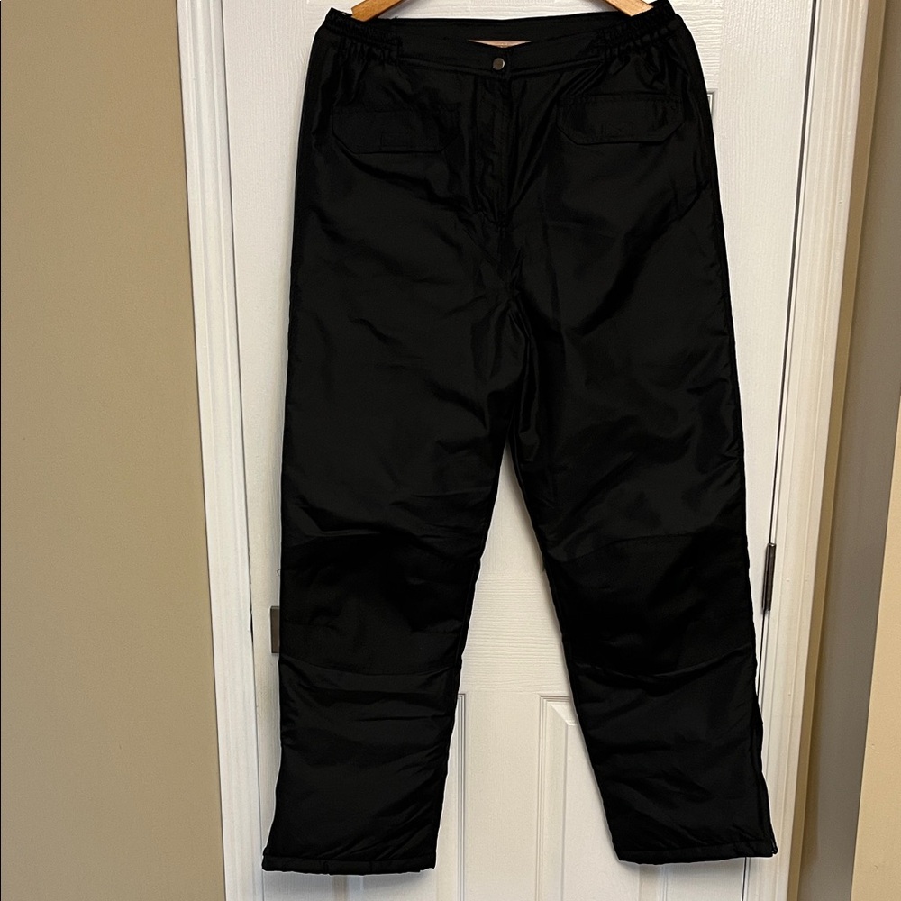 Boys Ixtreme Black Snow/Ski Pants. NWT. Size 14/16H